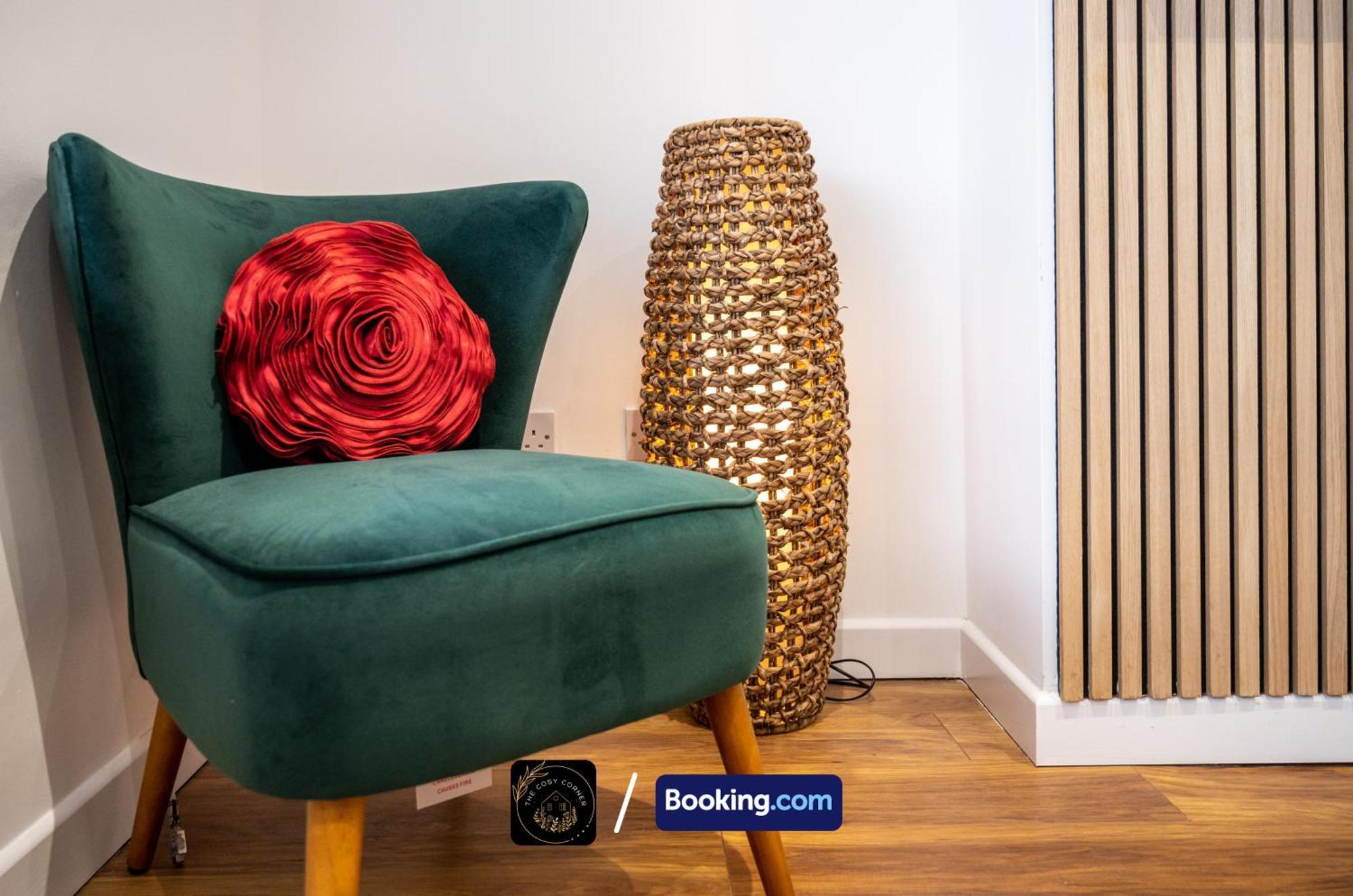 Appartement Cosy 3-Bed House, Garden & Free Parking In Stretford à Manchester Extérieur photo