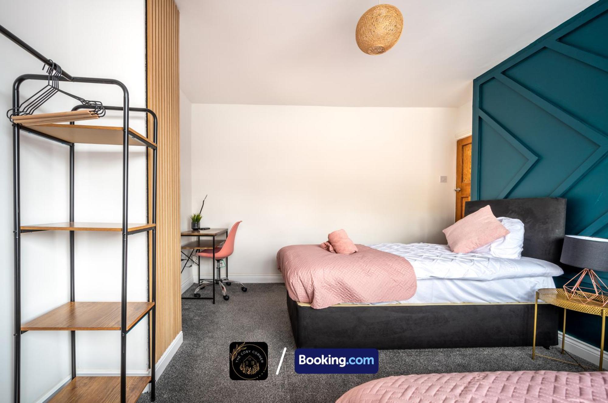 Appartement Cosy 3-Bed House, Garden & Free Parking In Stretford à Manchester Extérieur photo